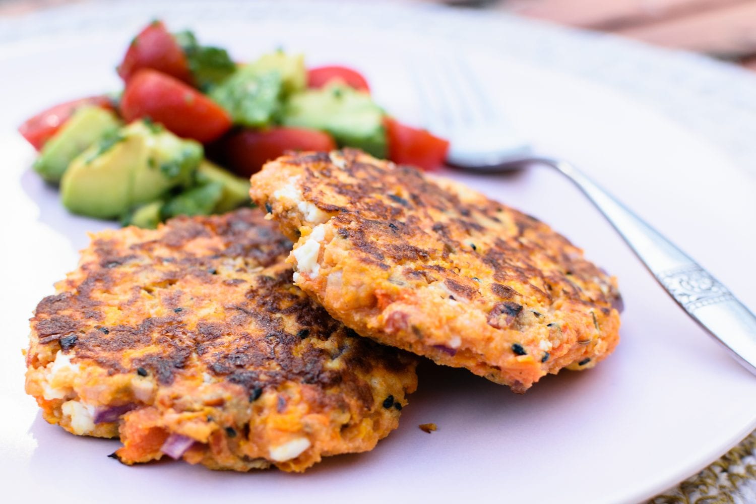 Uitgelichte afbeelding voor "Wortel fritters met feta"