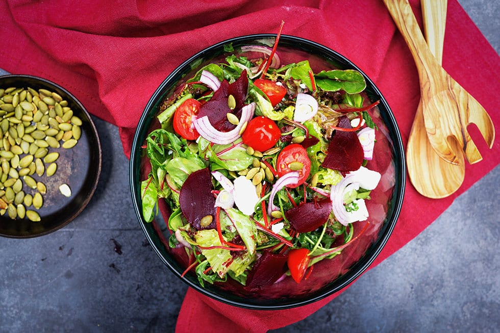 Uitgelichte afbeelding voor "Salade met gepofte biet en geitenkaas"