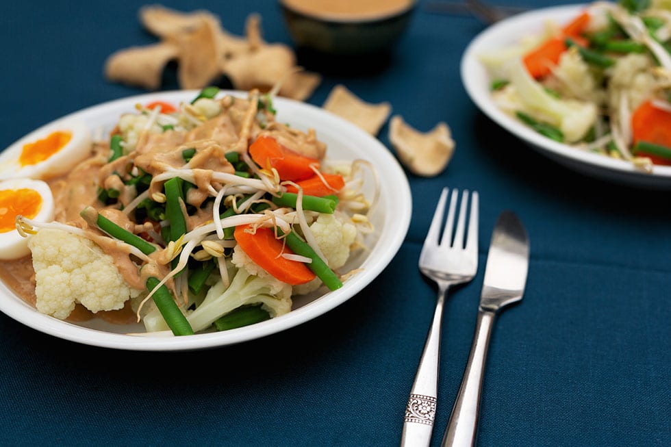 Uitgelichte afbeelding voor "Gado gado met pindasaus"